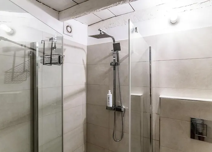 Apartament Fontana - By Myhomeincomo Como